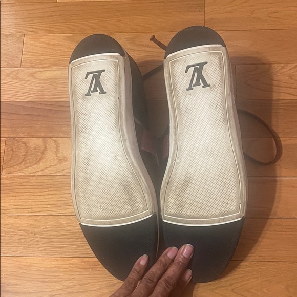 Men's Burgundy Leather Sneakers - Picture 3 of 9